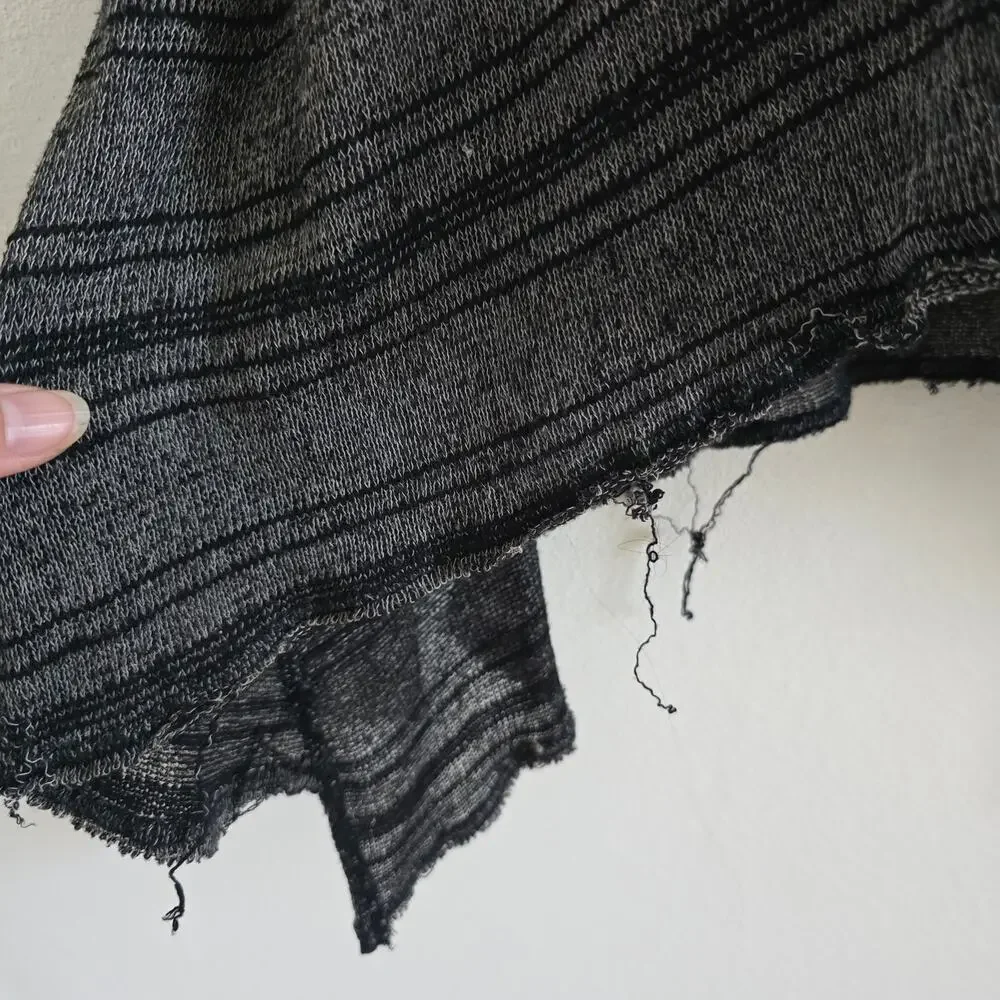 Free People Oversized Distressed Henley Neck Shirt Gray Size XS Long Sleeve Boho - Picture 3 of 9